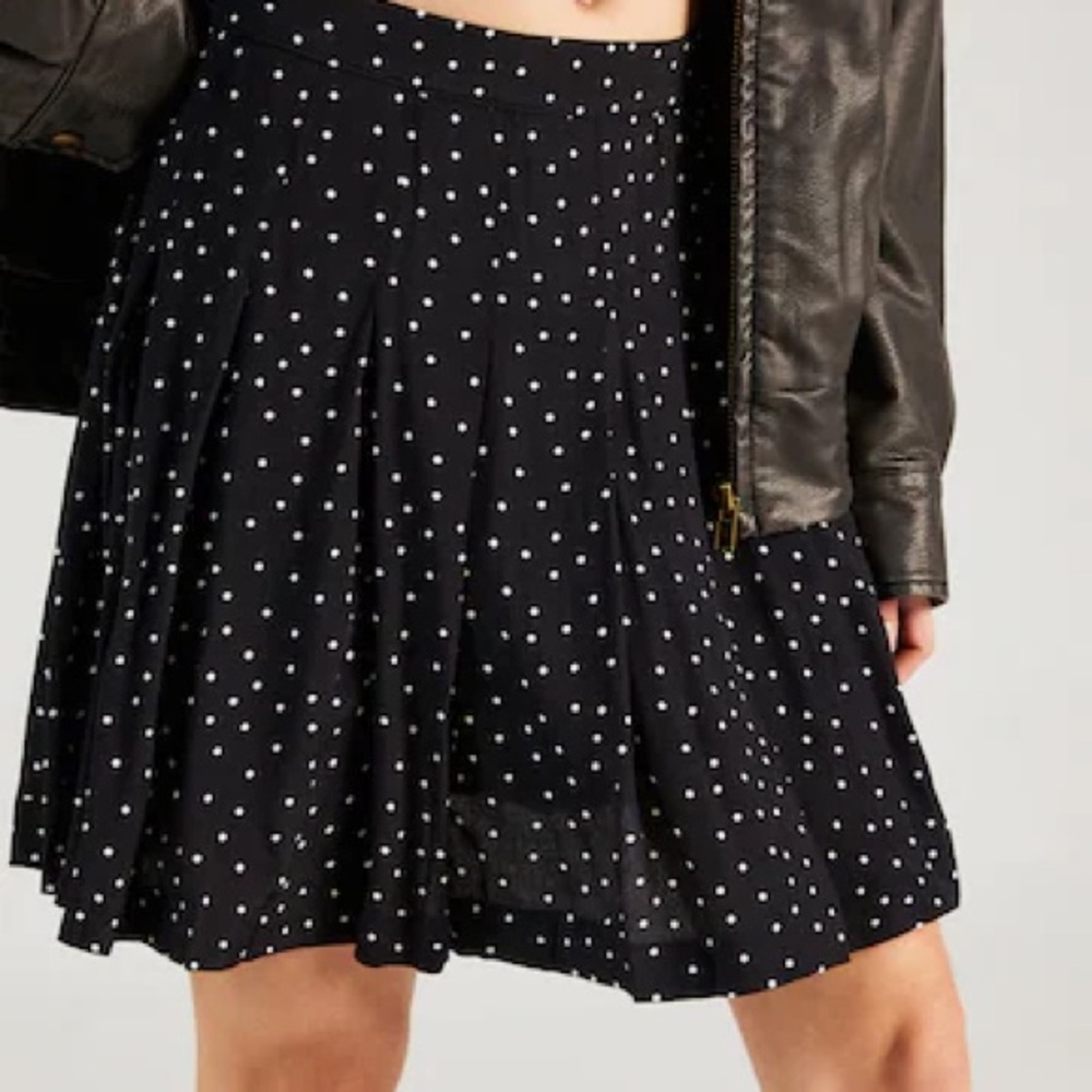 GAP Polka Dot Pleated Skater Skirt